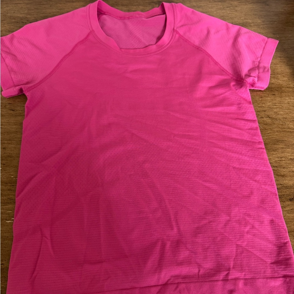 lululemon athletica swiftly tech waist length 2.0 Pink Short Sleeve Tee